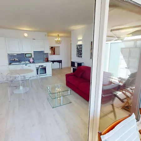 3 Pieces Climatise Avec Terrasse, Garage Et Wifi A - Fr-1-196-342